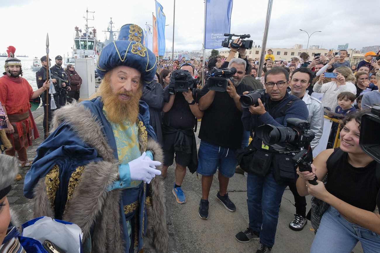 Recibimiento a los Reyes Magos a su llegada a la Base Naval de Las Palmas de Gran Canaria