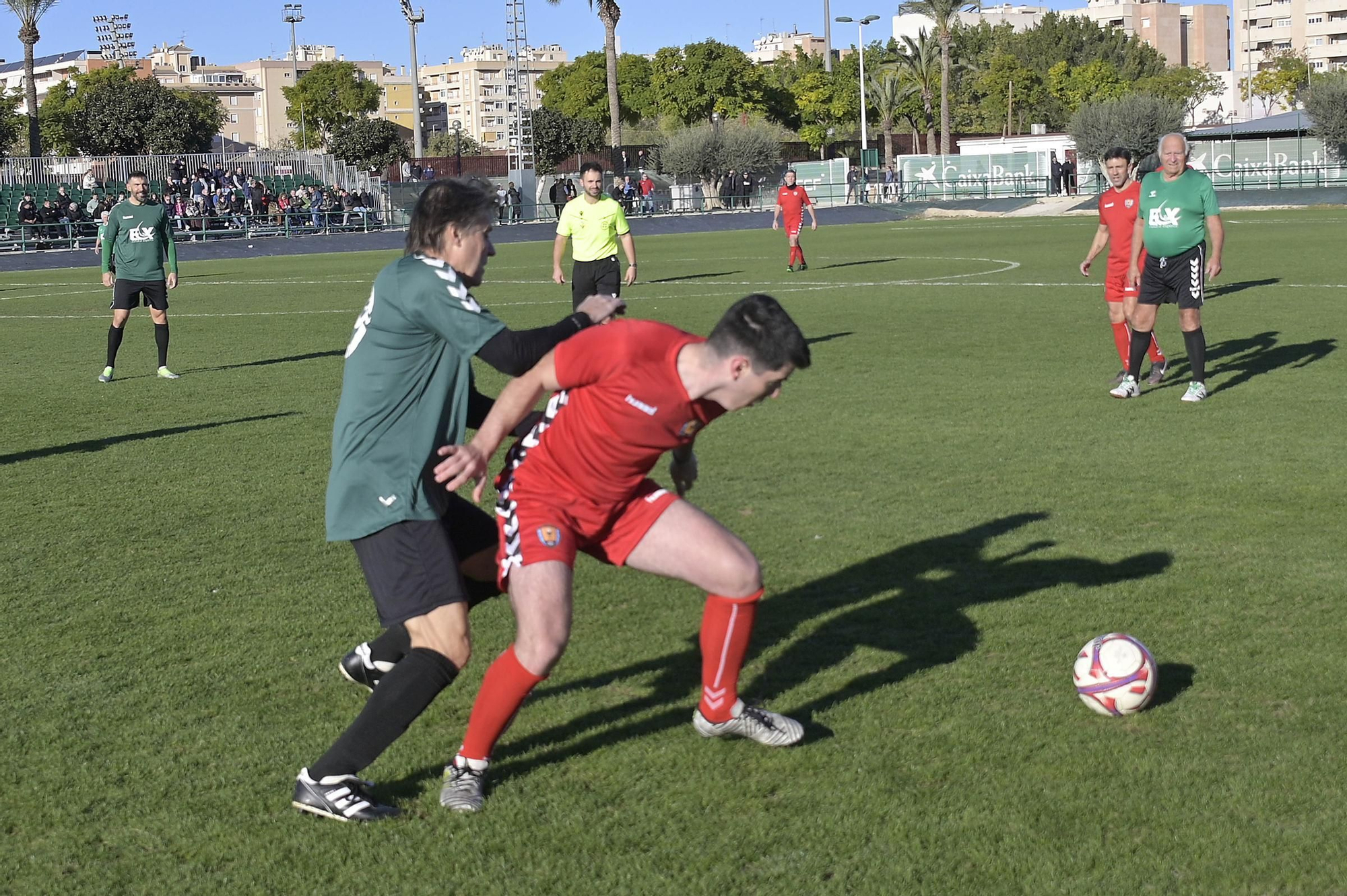 Partido de futbol benefico populares informadores