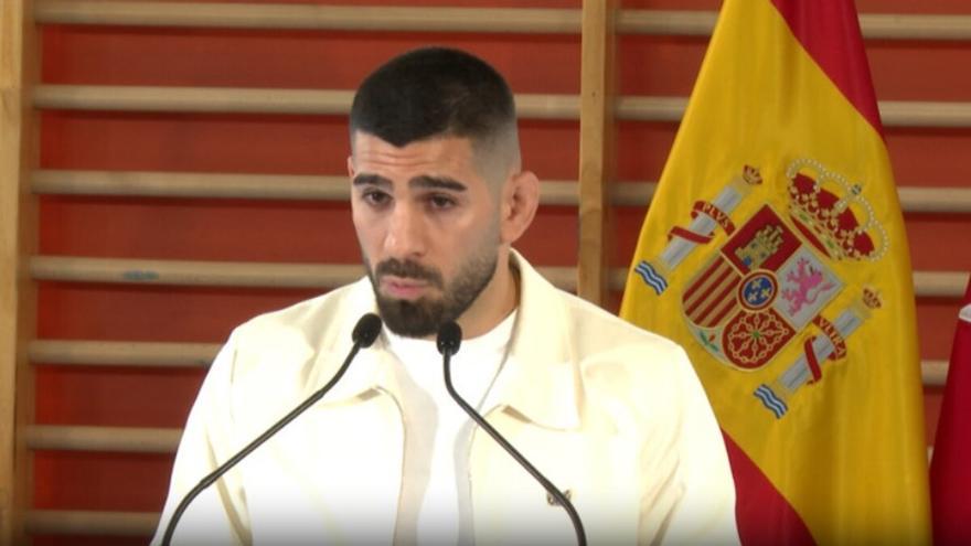 Topuria afirma que sufrió bullying en su época escolar