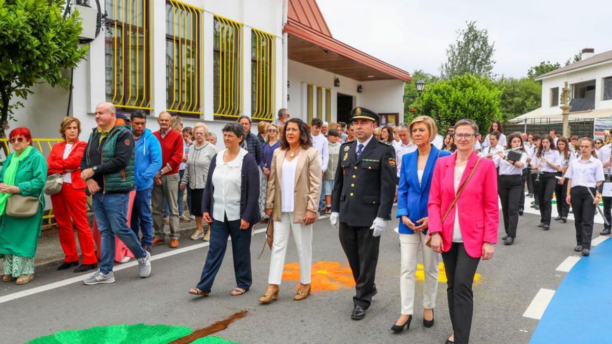Ana Granja y Suárez en las fiestas del Santísimo de A Xunqueira. |   // Iñaki Abella