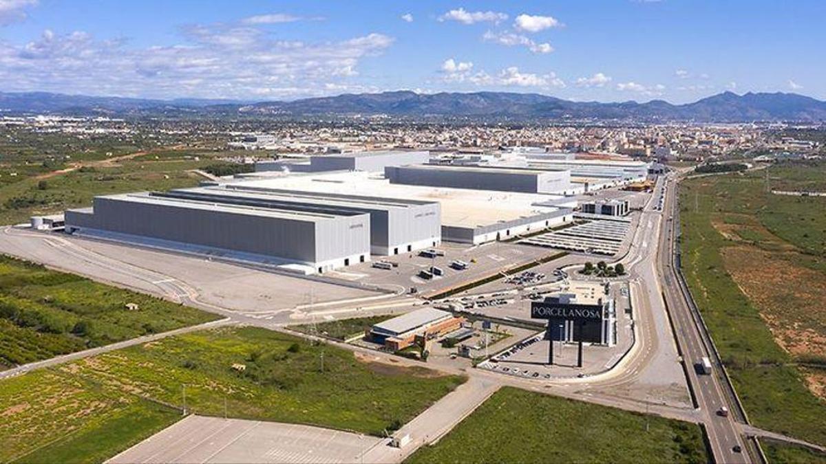 Porcelanosa assegura que ha bloquejat la «totalitat de les transaccions comercials» amb Rússia Porcelanosa assegura que ha bloquejat la «totalitat de les transaccions comercials» amb Rússia