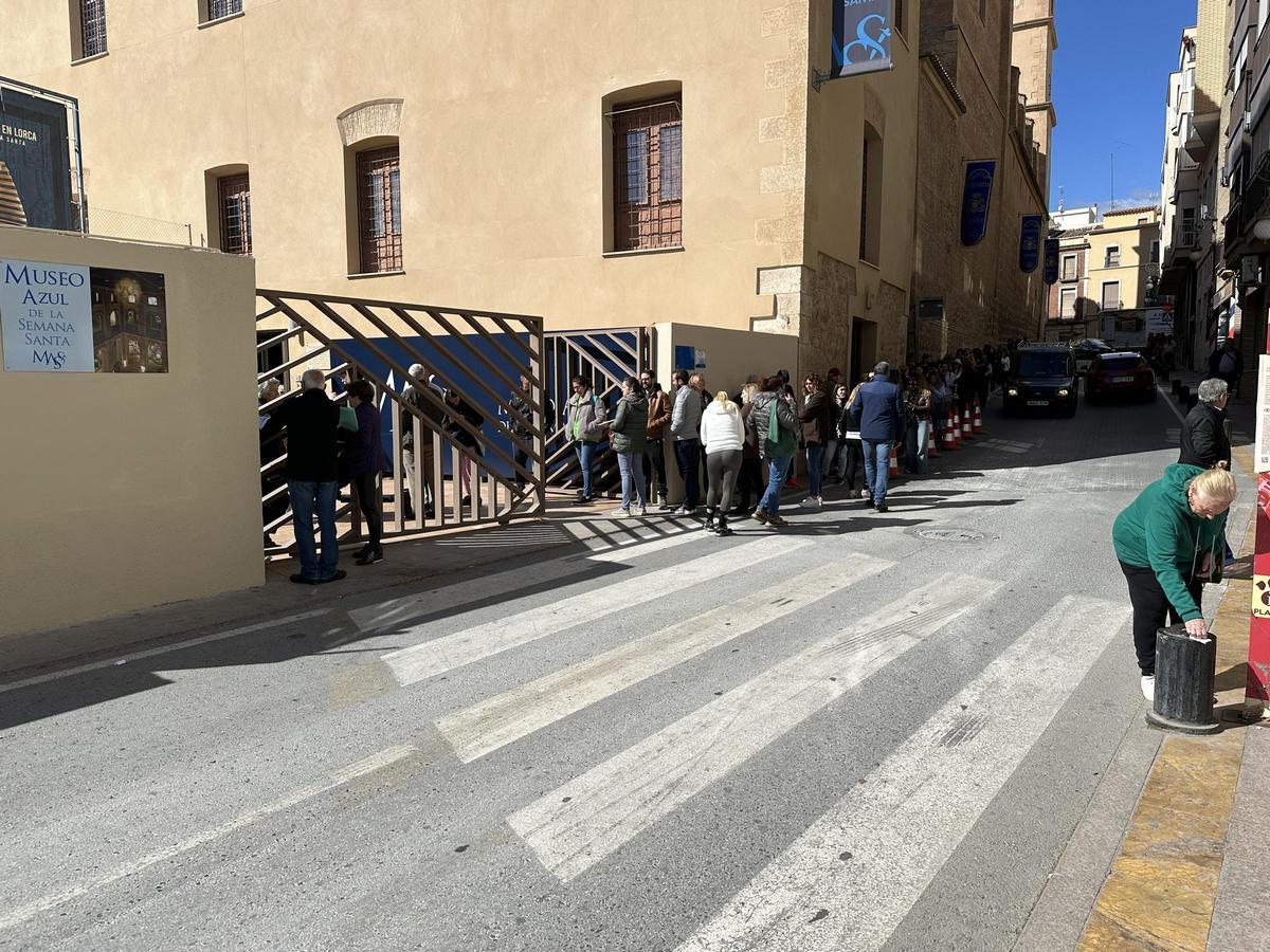 La entrada al MASS, esta mañana.