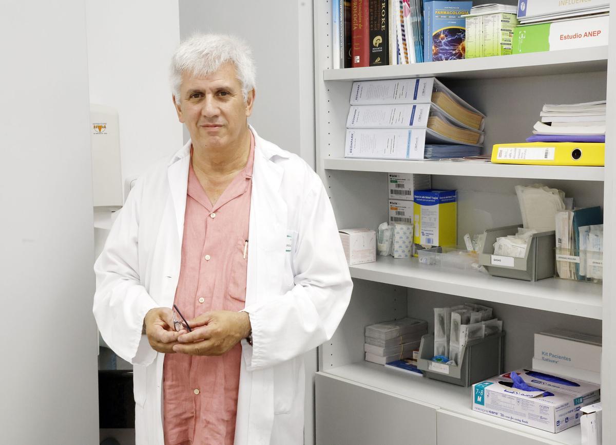 Entrevista al neurólogo José Ramón Lorenzo, vicepresidente de la Sociedad Gallega de Neurología, coordinador del Grupo de Estudio de Demencias de la SGN. Careto