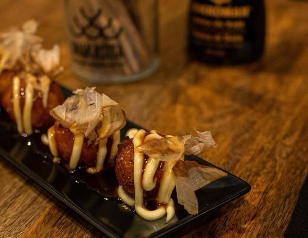 Takoyakis del restaurante Onakasita.