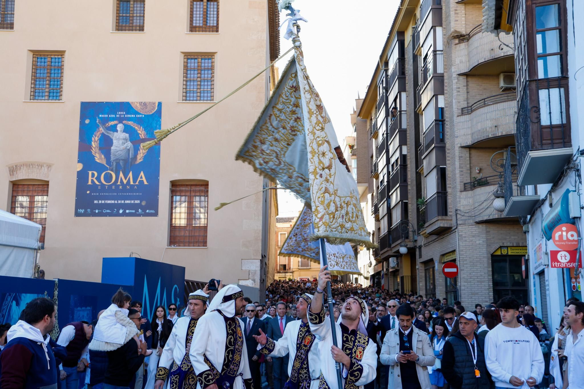 Anuncio del Paso Blanco