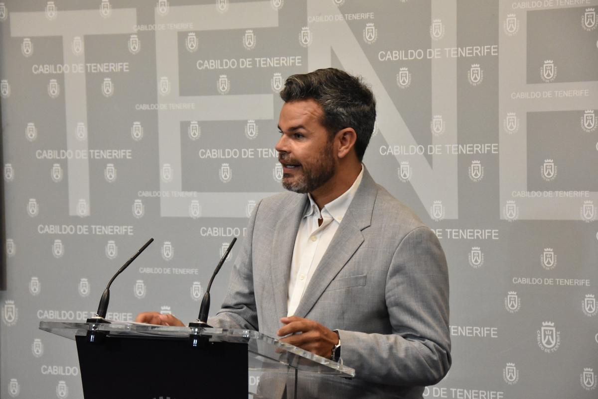 Zebenzuí Chinea, consejero de Cooperación Municipal del Cabildo de Tenerife