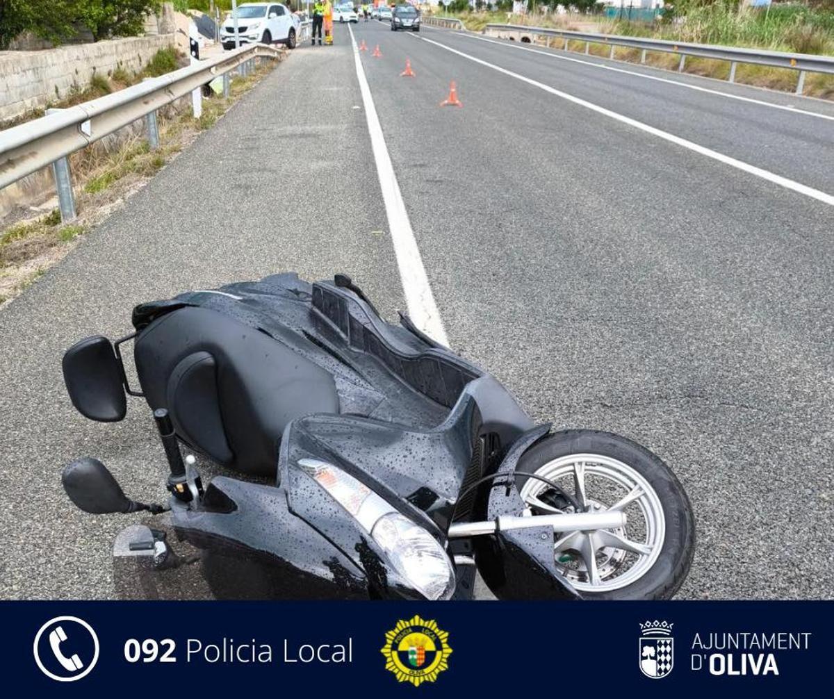 El ciclomotor que se vio implicado en el accidente