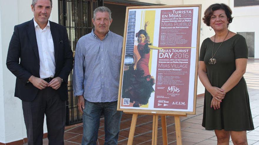 Maldonado, Fernández y Lima, con la programación del Día del Turista de Mijas.