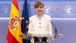 La portavoz de Sumar en el Congreso, Marta Lois, ofrece una rueda de prensa anterior a la Junta de Portavoces, en el Congreso de los Diputados, a 3 de noviembre de 2023, en Madrid (España).