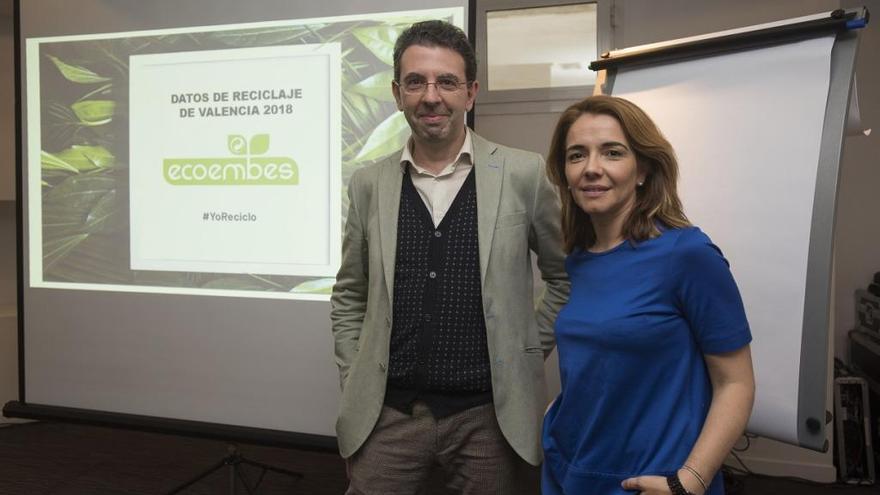 Presentación de los datos de reciclaje por parte de Nieves Rey y Jordi Pietx.