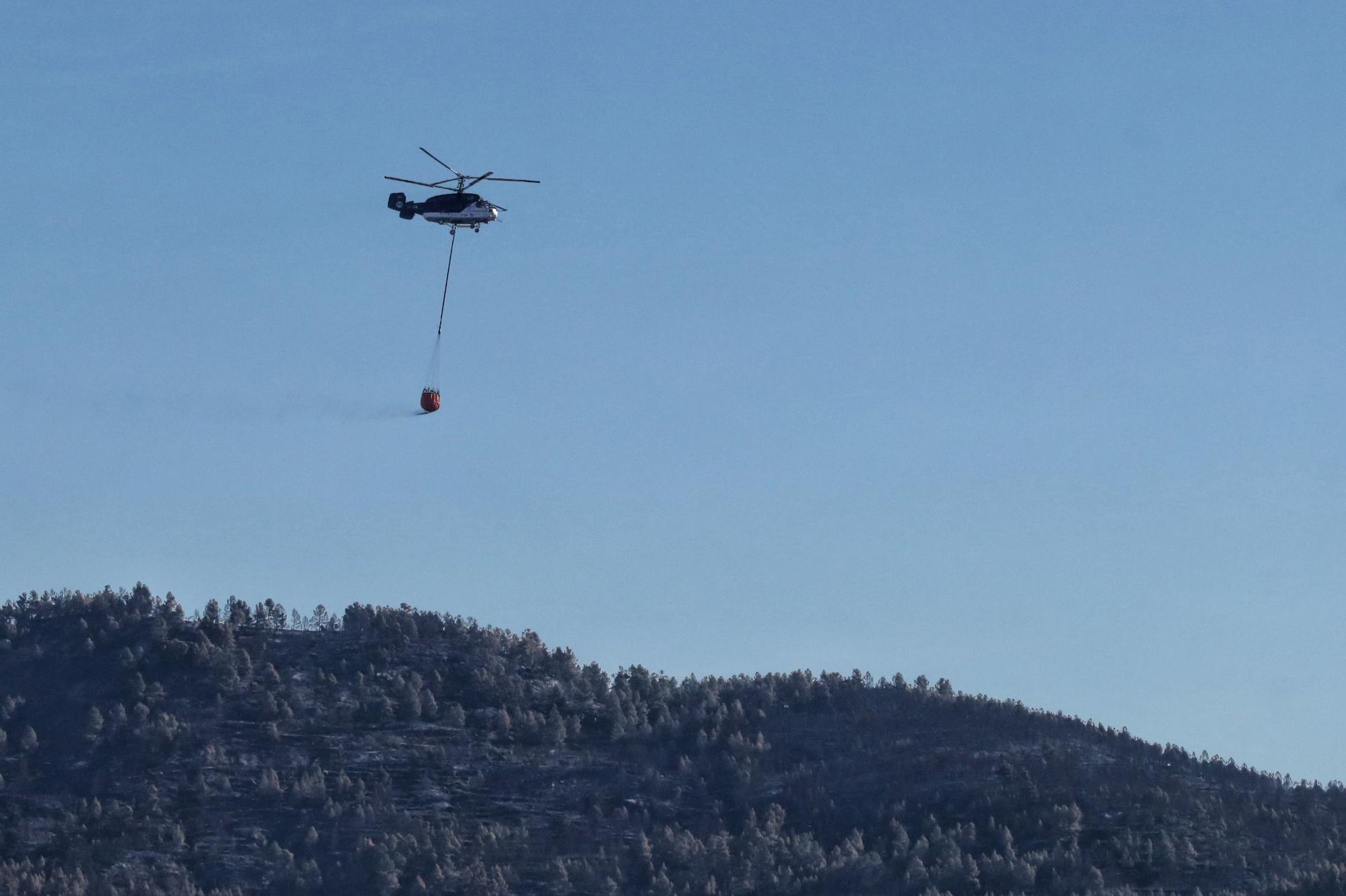 Las imágenes del incendio forestal en el Alto Mijares