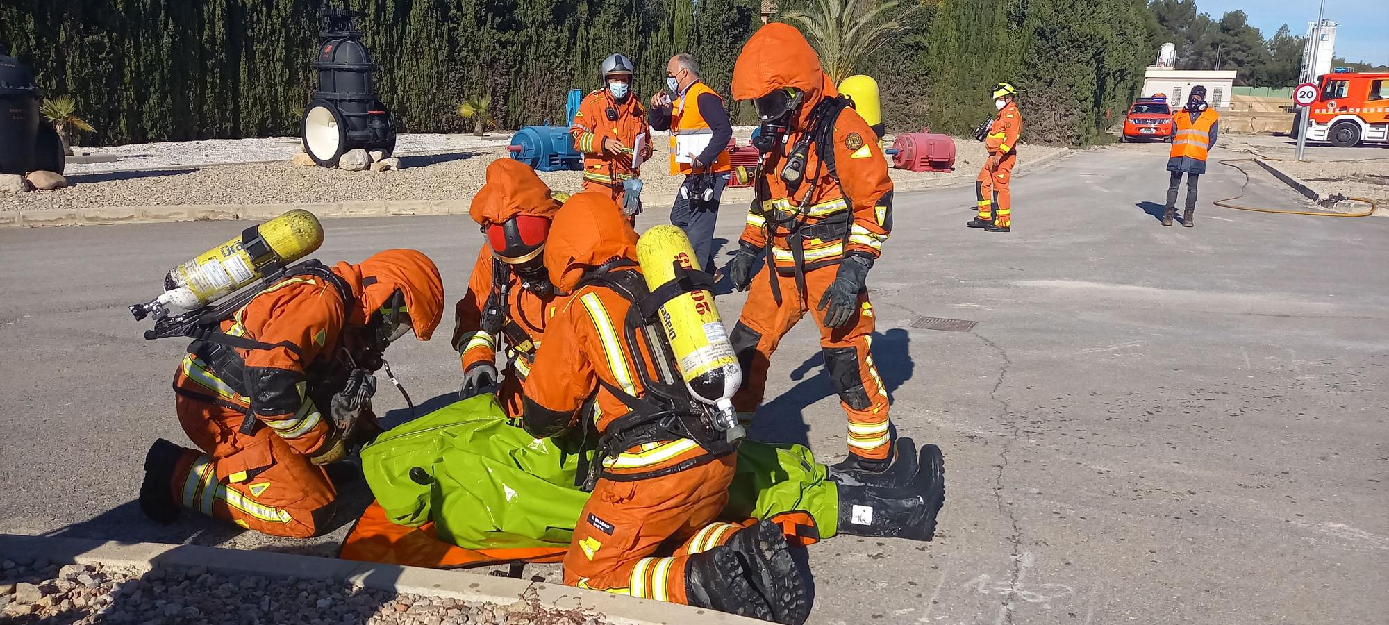 La EMSHI confirma su capacidad de respuesta ante graves emergencias con el simulacro en la potabilizadora La Presa