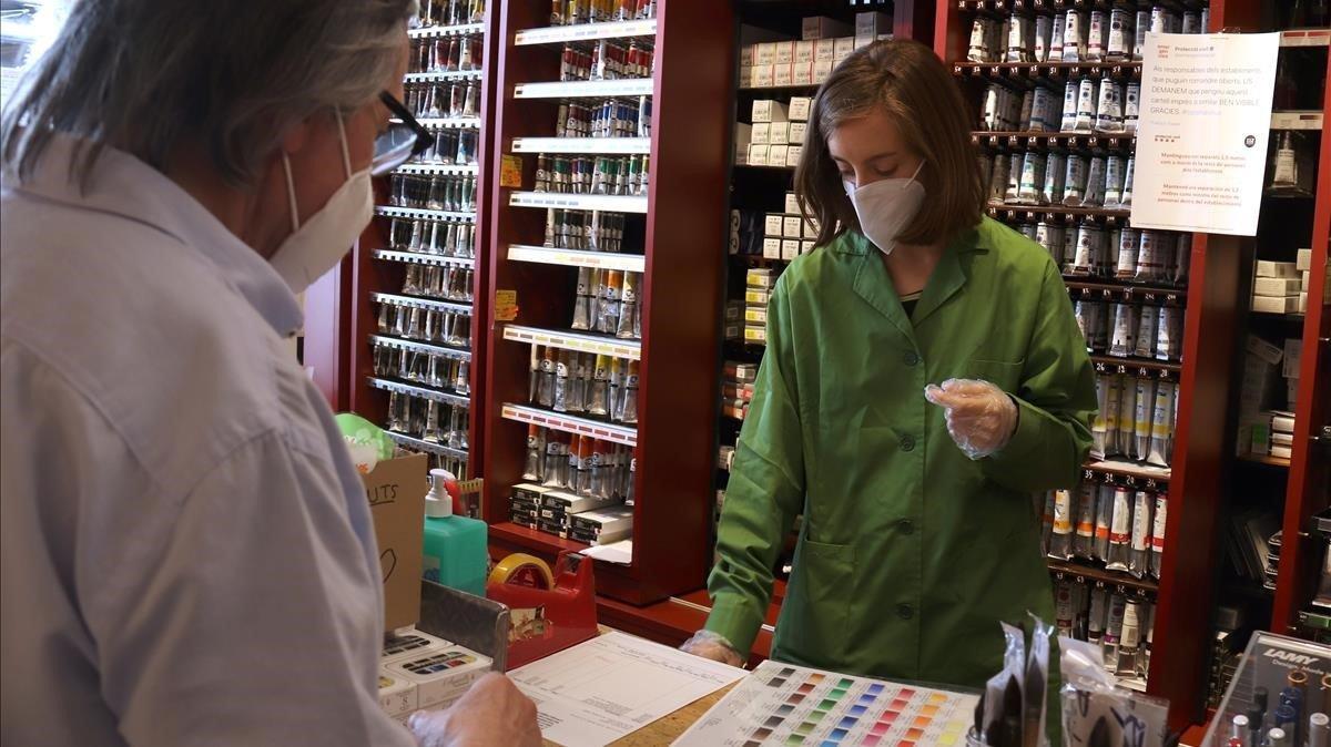 Tienda especializada en pintura en el barcelonés barrio de Gràcia.