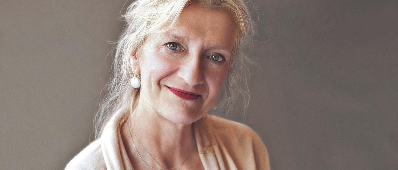 Elizabeth Strout.