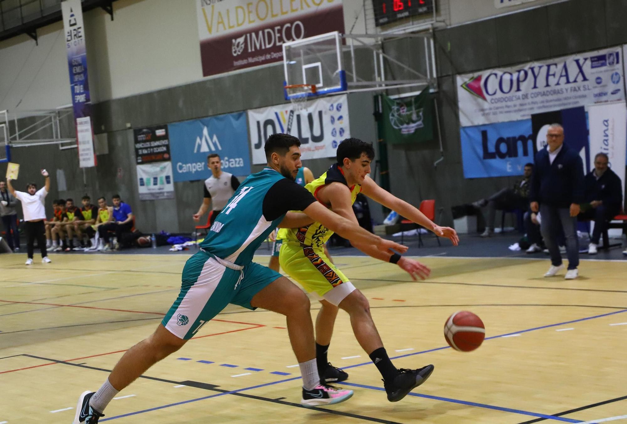 El derbi Camper Eurogaza UCB - Climanavas Agrometal Peñarroya en imágenes