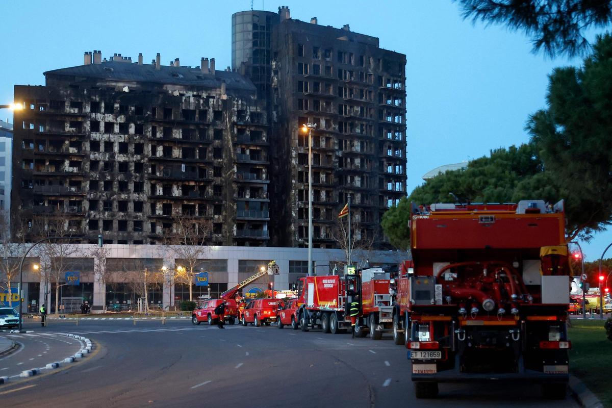 Devastador incendio en un edificio de Valencia: el día después