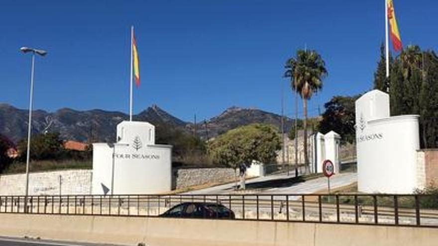 Uno de los accesos al recinto en el que se edificará el hotel.