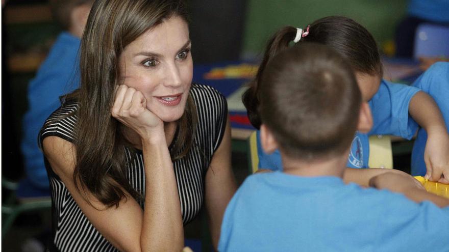 El &#039;hipnótico&#039; vestido de la Reina Letizia