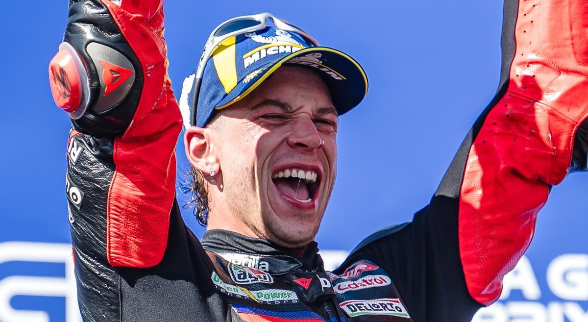 Marc Bezzecchi (Aprilia), ganador este año, de cuatro grandes premios en el arranque del Mundial.