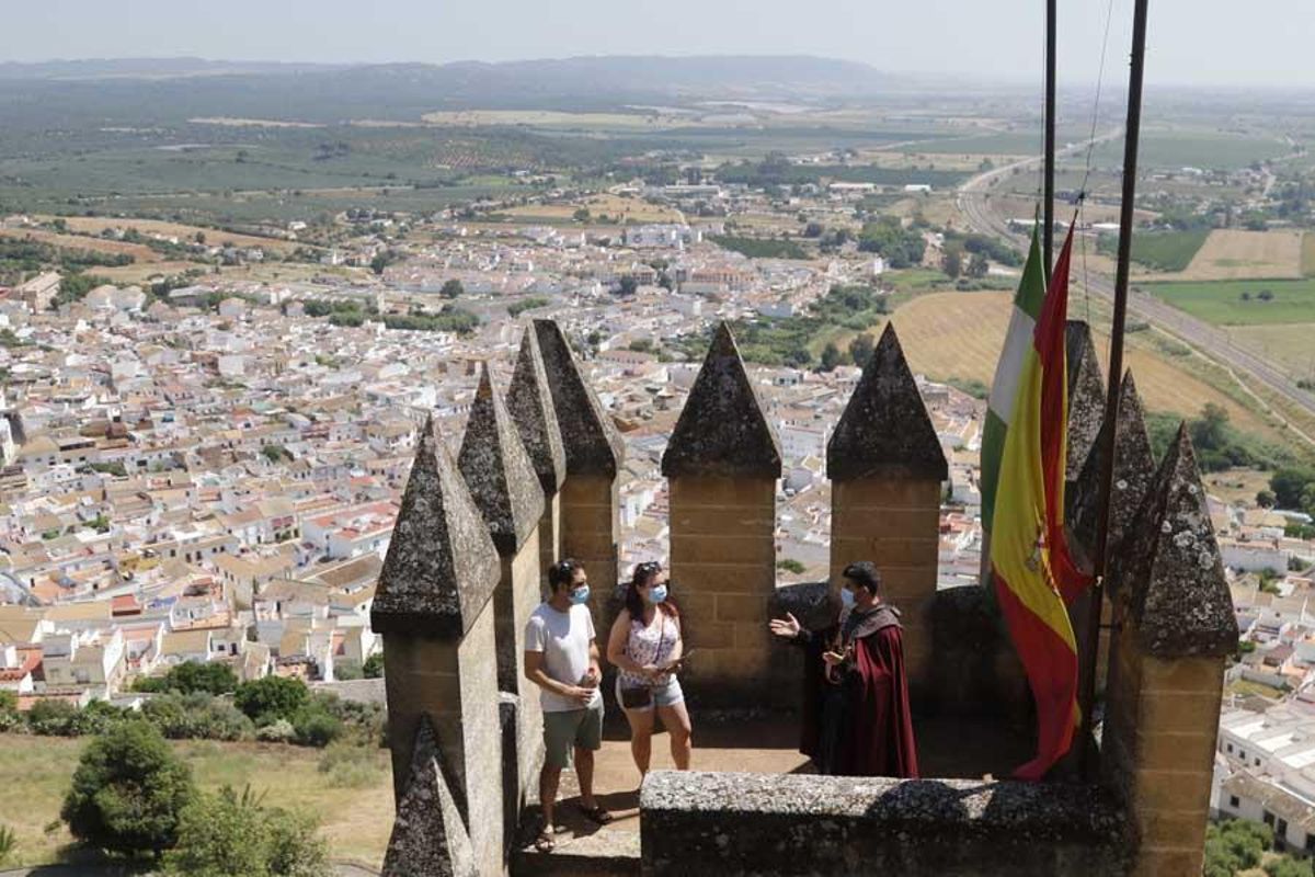 El castillo de Almodóvar reabre al turismo de interior