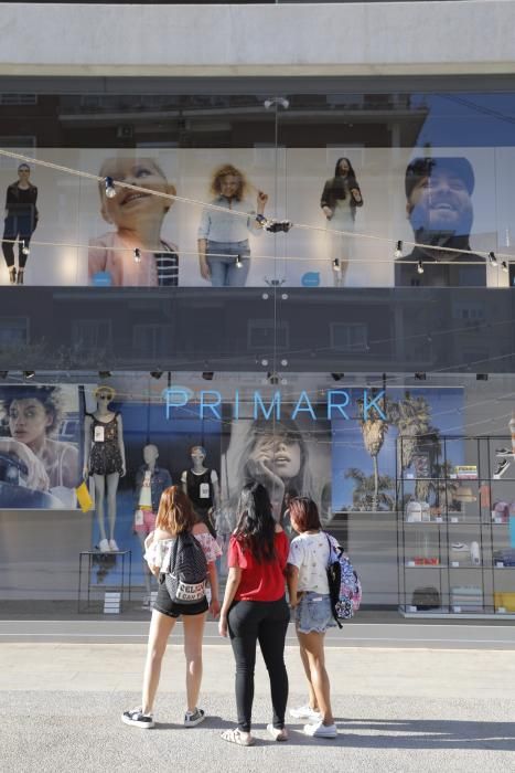 La plaza Aza y Primark revitalizan el pasaje Doctor Serra