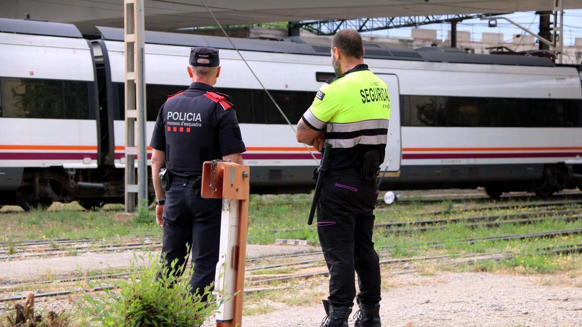 Vídeo | Es disparen els robatoris de cable ferroviari