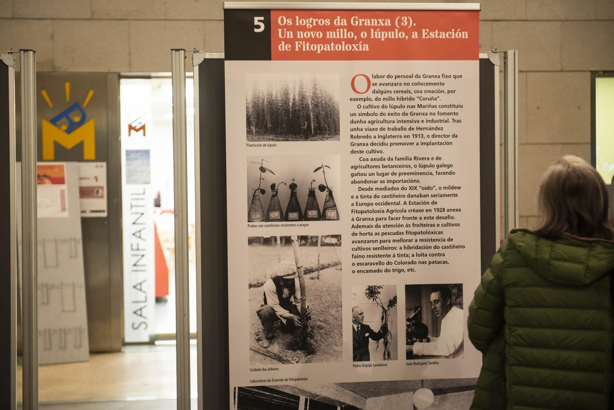 Exposición sobre la granja agrícola de Monelos