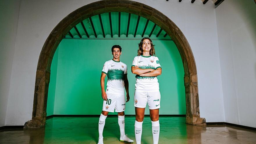 El Elche presenta la camiseta con la buscará el ascenso a Primera División