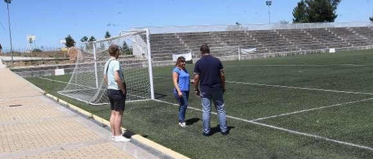 Instalaciones del campo de fútbol del colegio Miraflores. // Iñaki Osorio