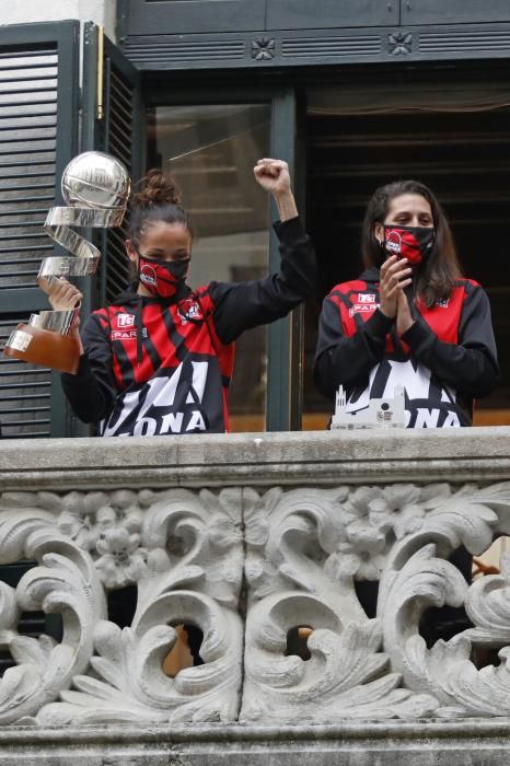 L'Uni comparteix l'alegria de la Copa amb l'afició