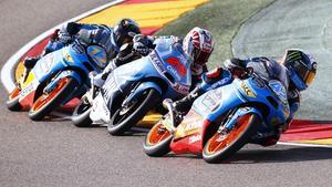 Rins, al davant de Viñales i Àlex Márquez, al GP d’Aragó.