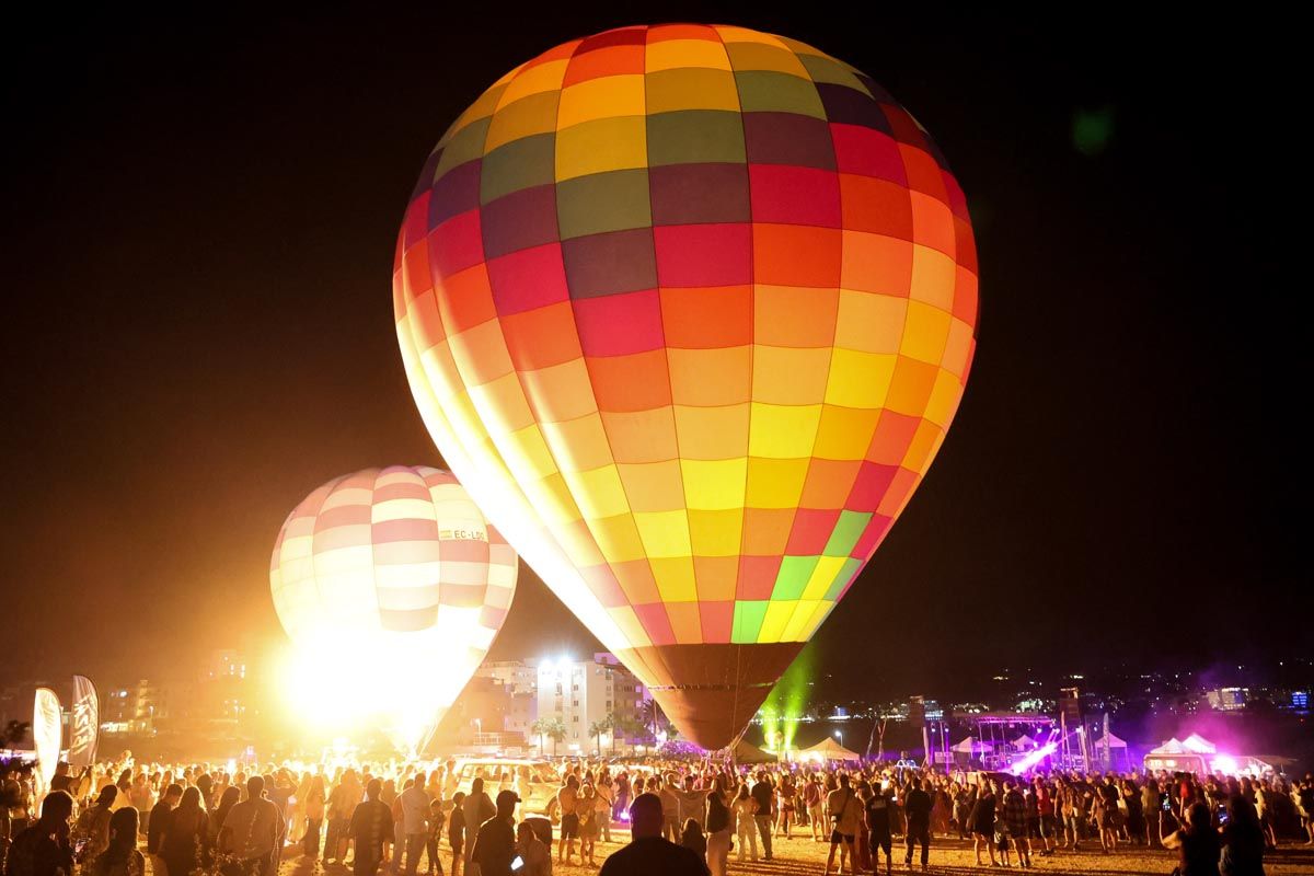 Todas las imágenes del festival de globos aerostáticos en Ibiza