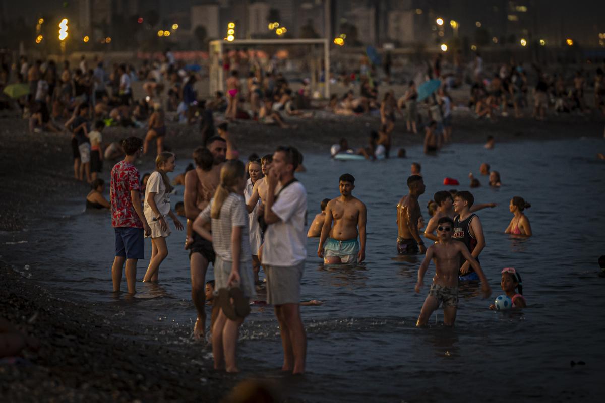 Baños contra la noche infernal en Barcelona