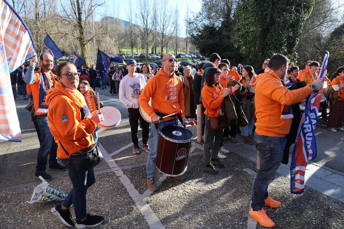 Un derbi de aficiones: Obradoiro-Leyma