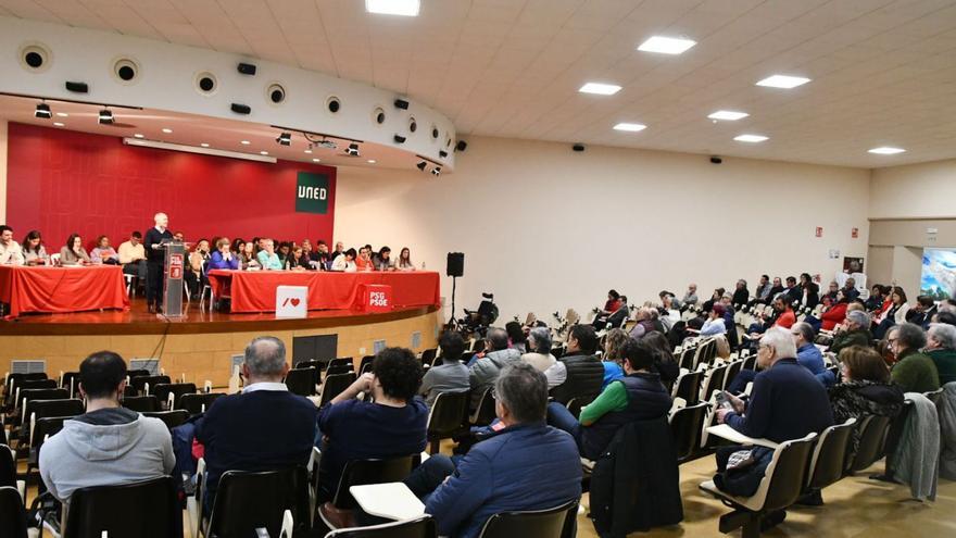 Regades, tras la debacle electoral: “Se necesita un proyecto socialista gallego, distinto del de España”