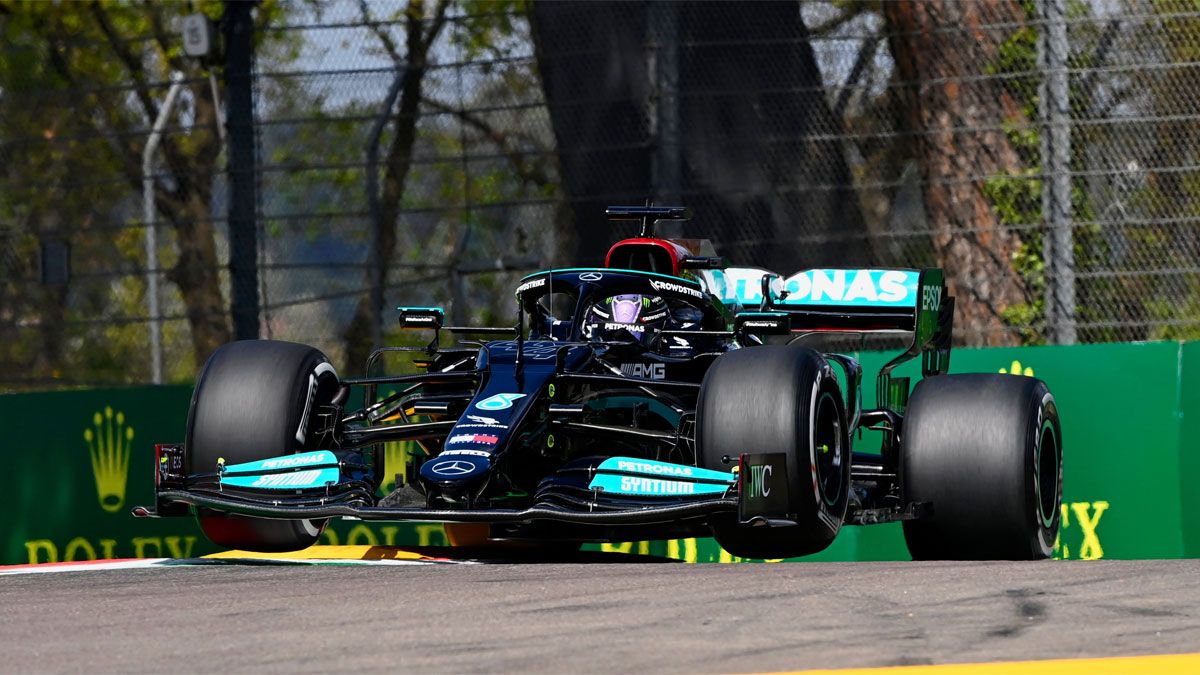 Lewis Hamilton, autor de la pole en Imola