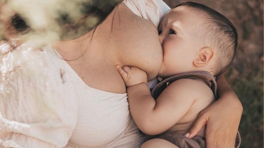 El papel de colectivos como «La Mama d´Elx» se antoja esencial para luchar por el cambio social y cultural.