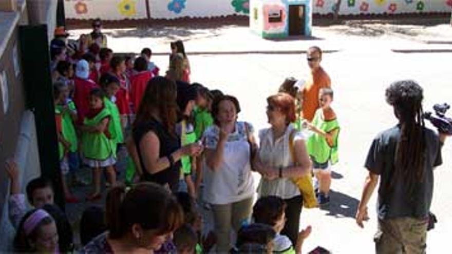 500 niños cacereños participan en las escuelas de verano mientras sus padres trabajan