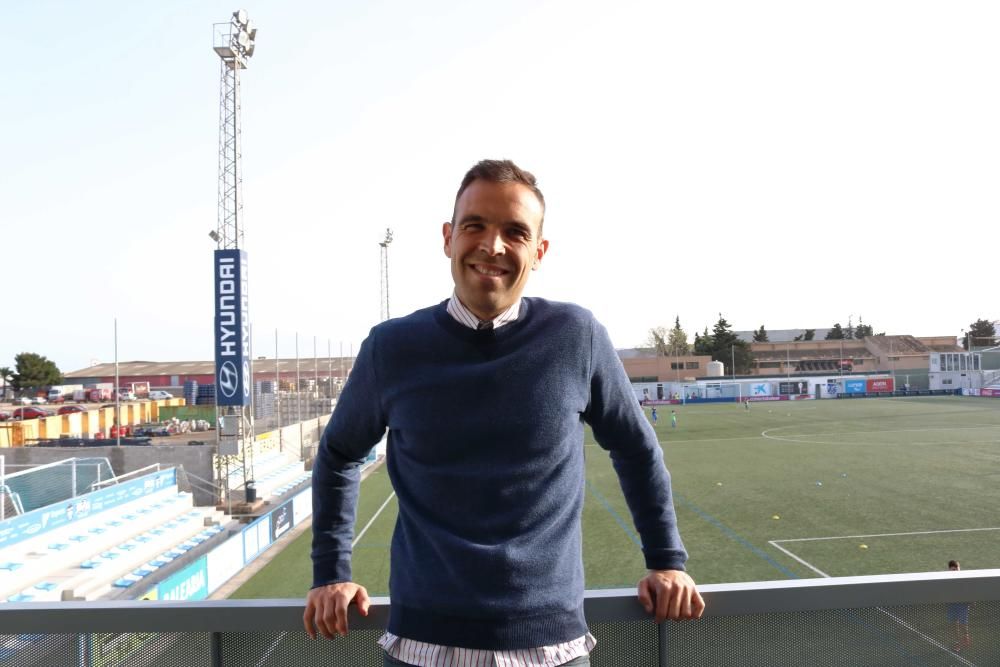 El colegiado Cuadra-Fernández instruye a los estamentos del fútbol balear sobre las claves del VAR