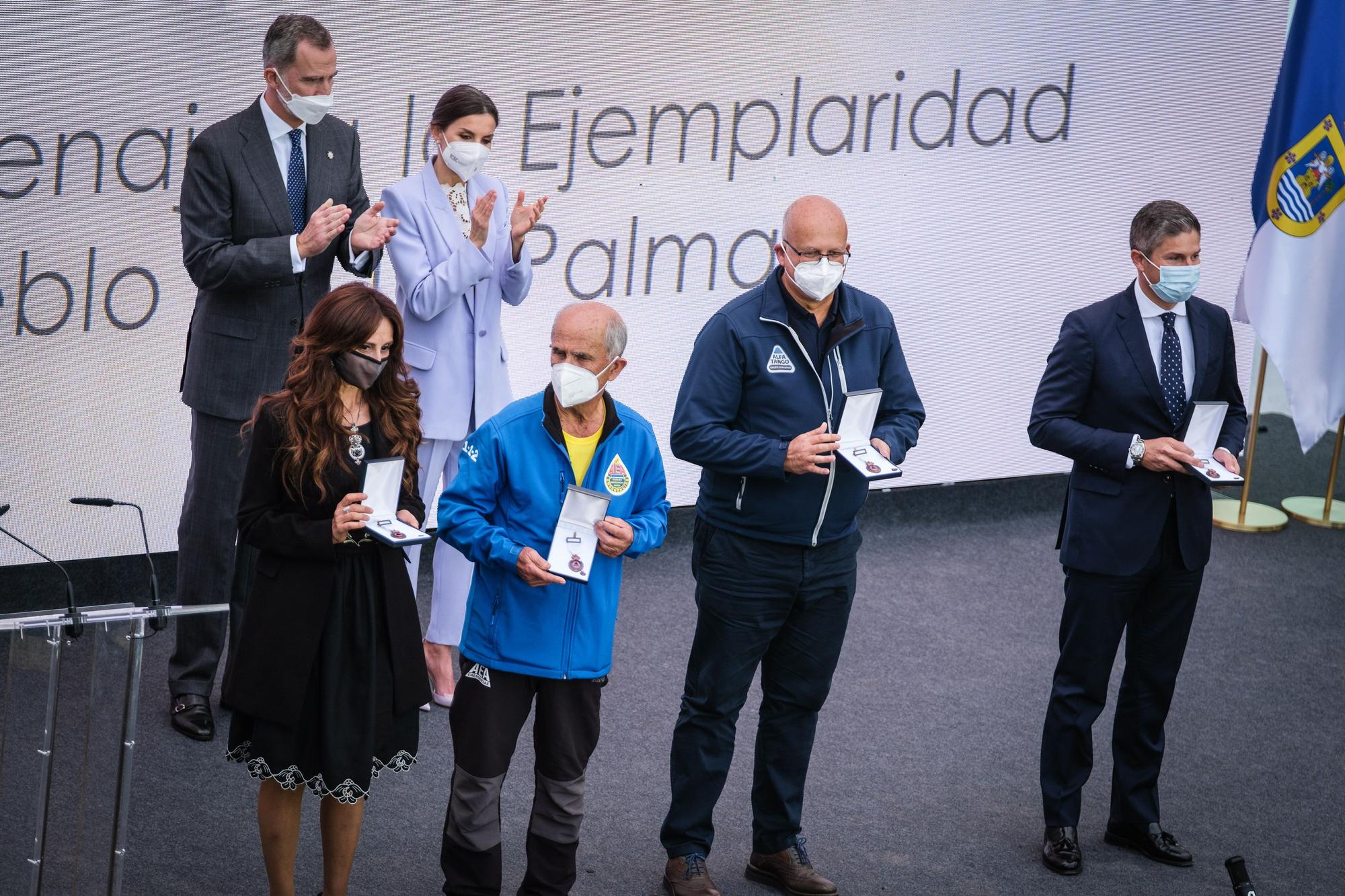 Visita del Rey y los presidentes de las comunidades a La Palma al acto de homenaje a los palmeros