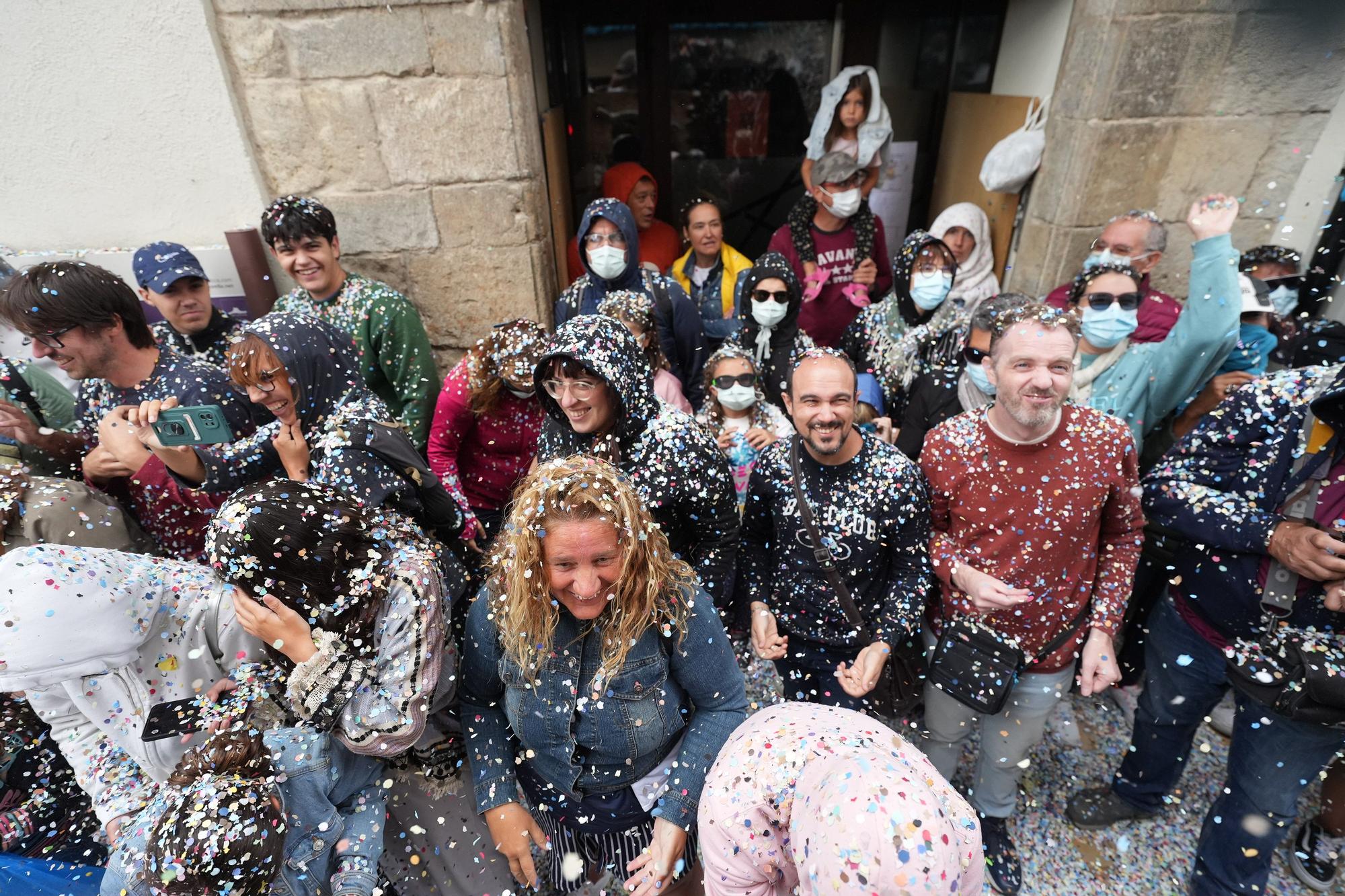 Búscate en el desfile de carrozas y disfraces de l'Anunci de Morella