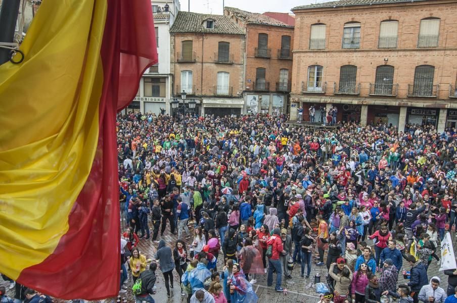 La lluvia no restó ambiente a la petición del Toro