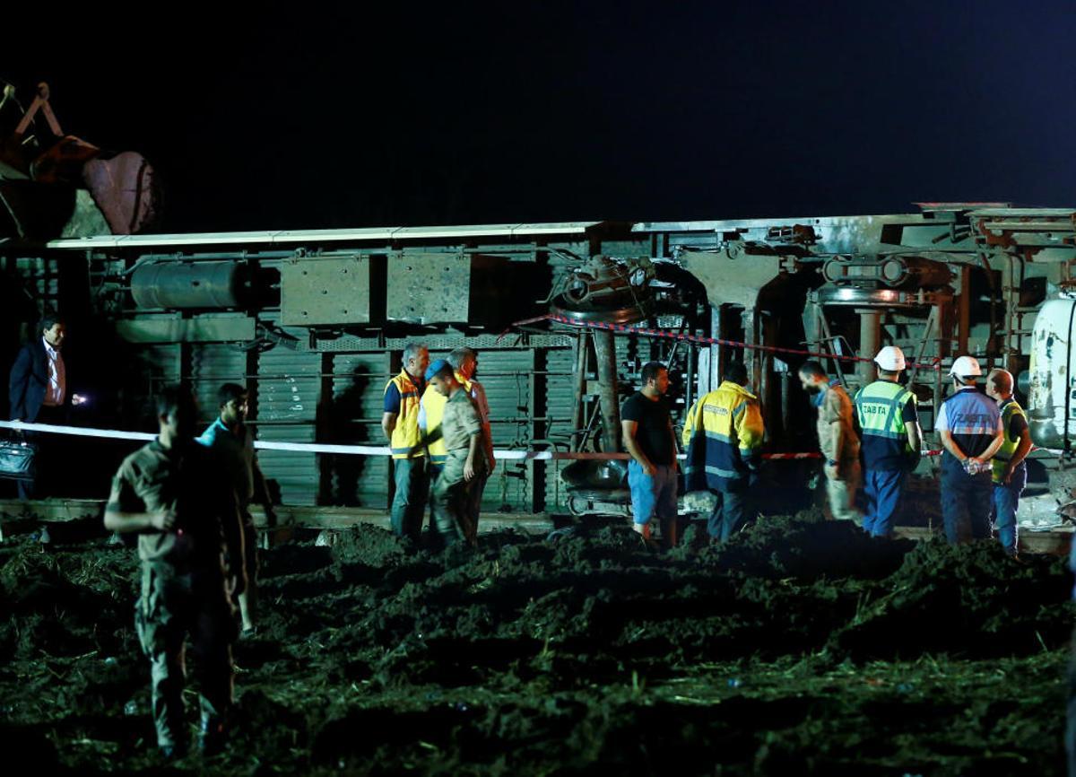 Accident de tren a Turquia Accident de tren a Turquia
