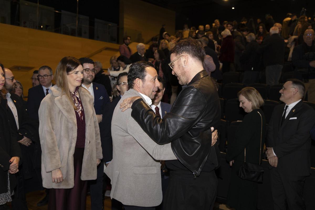 Todas las fotos: Marcos Morau recibe la Medalla de Oro de Ontinyent