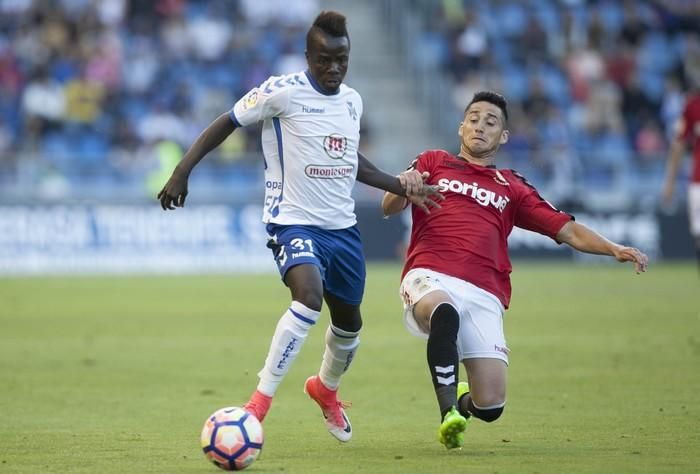 04/06/2017.DEPORTES.Partido de futbol entre CD Tenerife y Nástic Tarragona..Fotos: Carsten W. Lauritsen