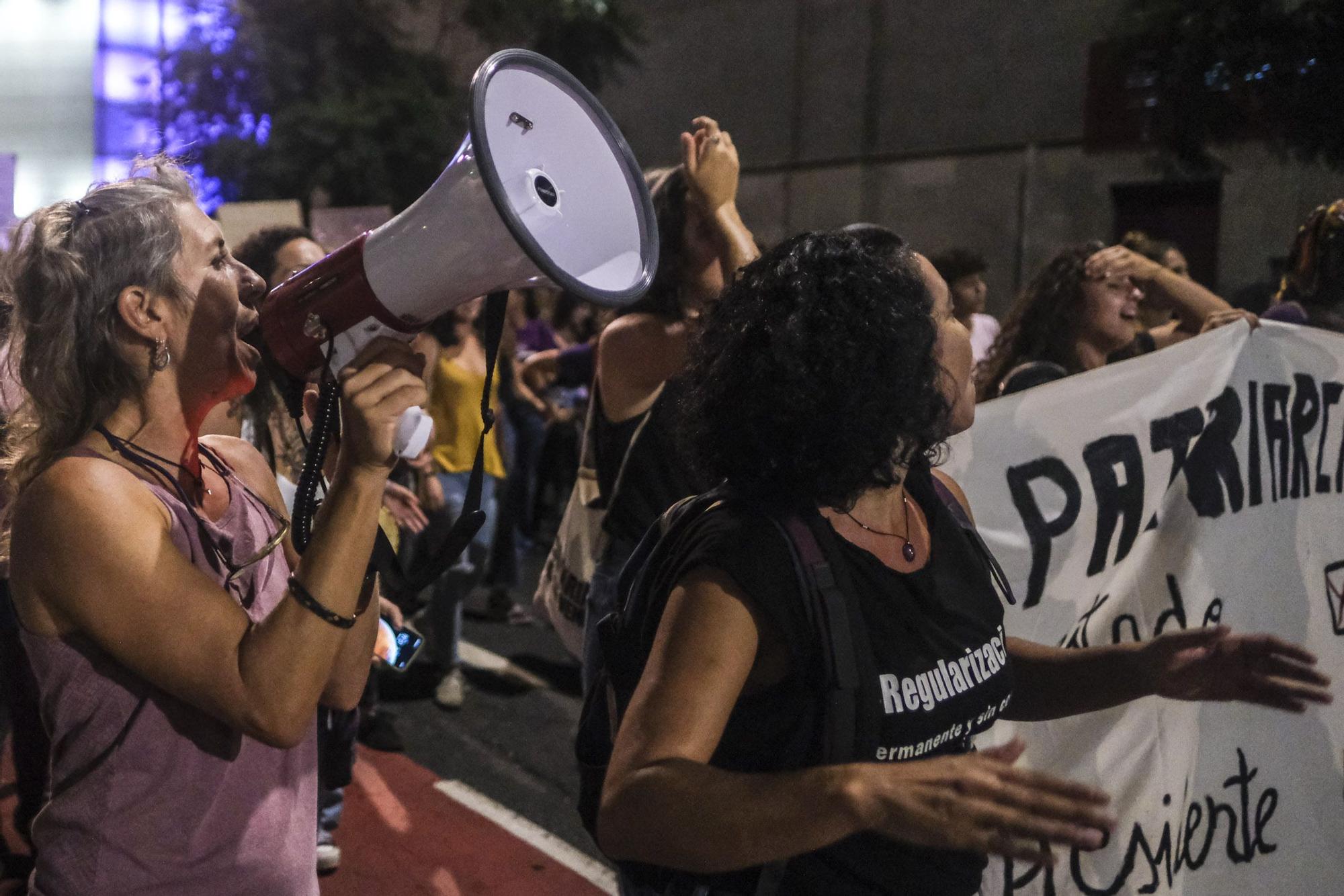 Manifestación por el Día Internacional de la Eliminación de la Violencia contra las Mujeres