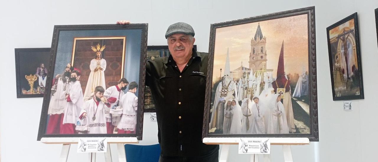 Pepe Moreno, esta semana en la sala de exposiciones de la Federación Malagueña de Peñas con dos de sus obras sobre el Cautivo.