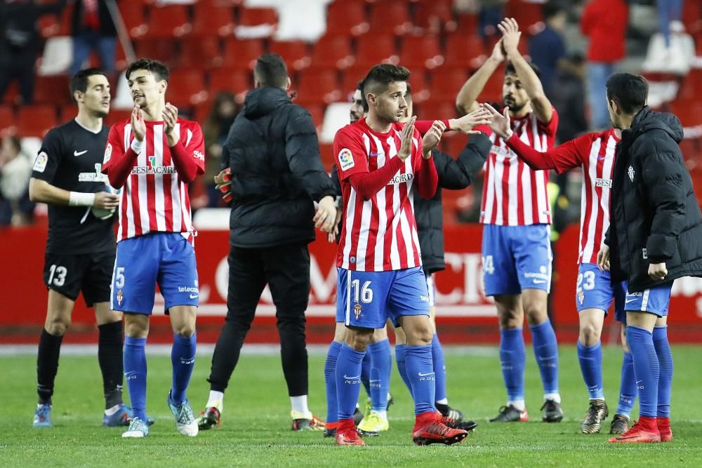 El partido entre el Sporting y el Alcorcón, en imágenes