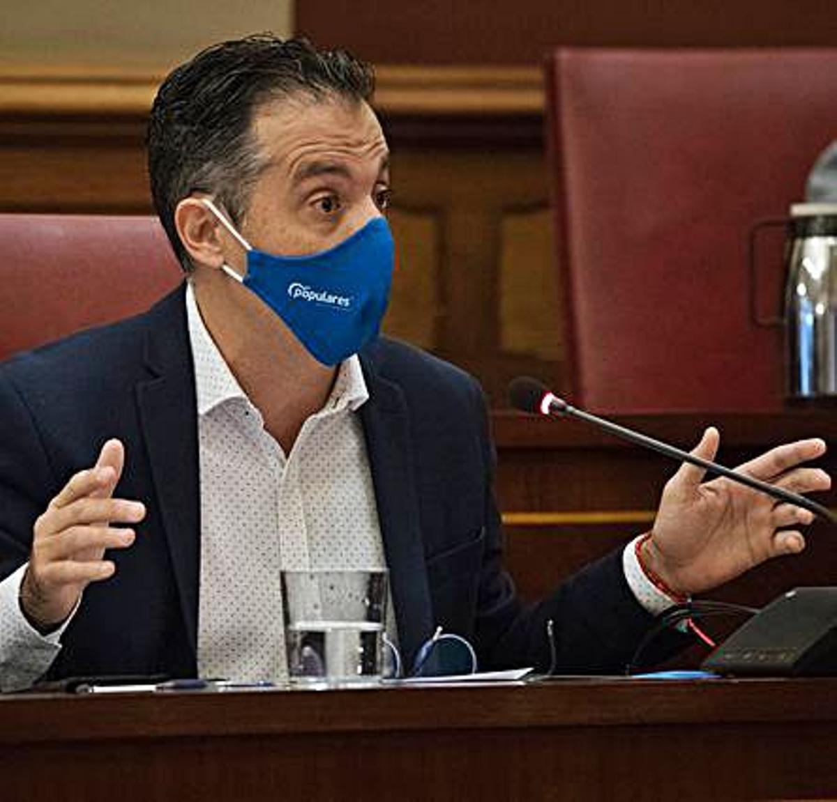 La obra del hotel del Pilar supondrá el cierre de la acera y del carril de la calle