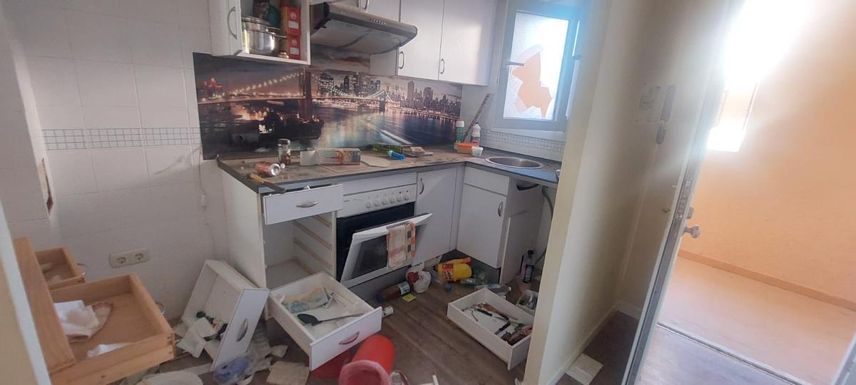 Los propietarios consideran que el edificio está totalmente vandalizado